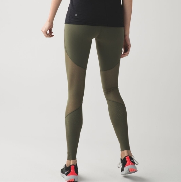 Lululemon Barre Star Pant in Fatigue Green size 6 NWT - Picture 1 of 10
